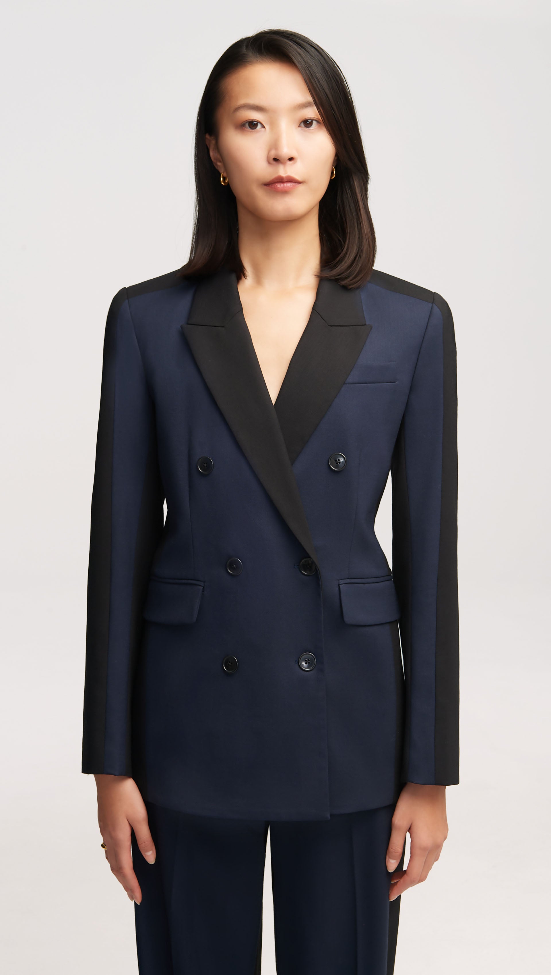 Colorblocked Double-Breasted Blazer in Seasonless Wool | Midnight/Black