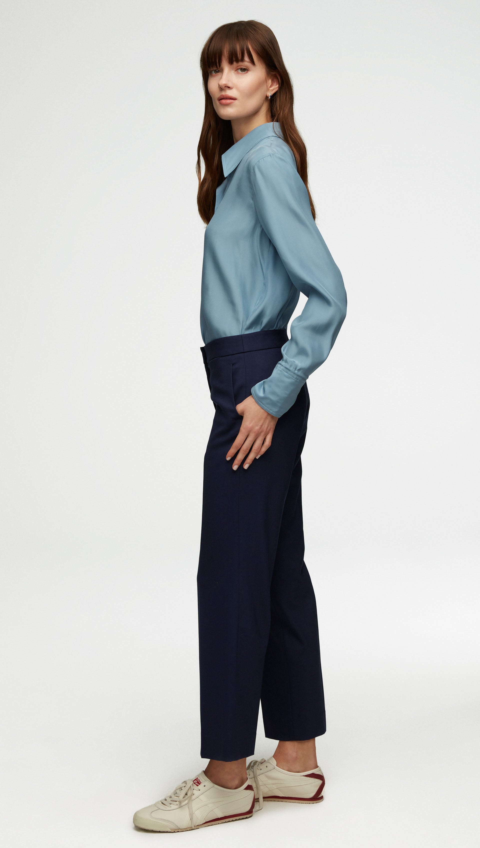 Slim Kick Flare Trouser in Seasonless Wool | Navy